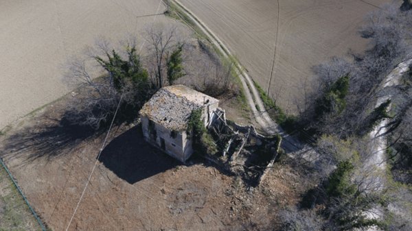 casale in vendita a San Costanzo