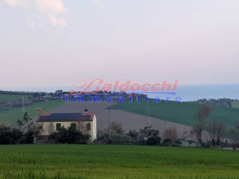 casa indipendente in vendita a San Costanzo