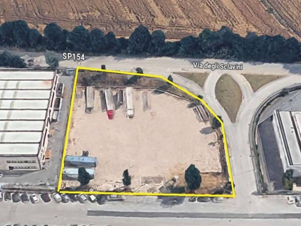 terreno edificabile in vendita a San Costanzo