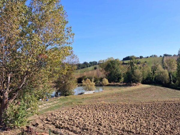 casa indipendente in vendita a San Costanzo