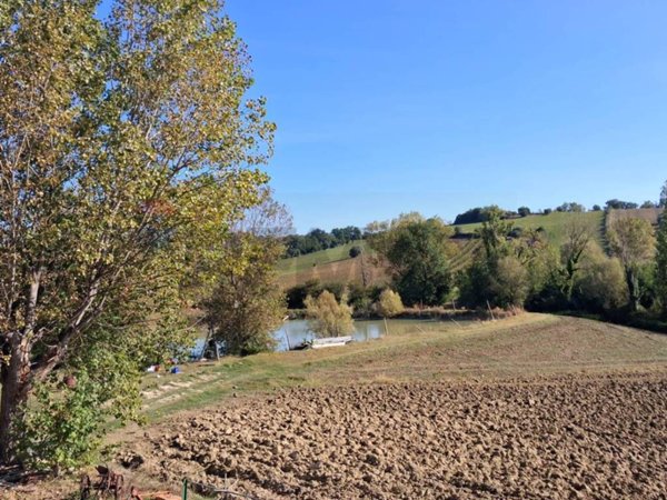 casa indipendente in vendita a San Costanzo