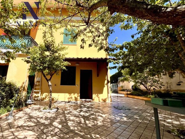 appartamento in vendita a San Costanzo in zona Cerasa