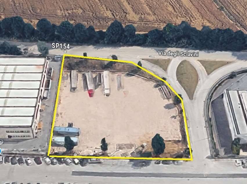 terreno agricolo in vendita a San Costanzo