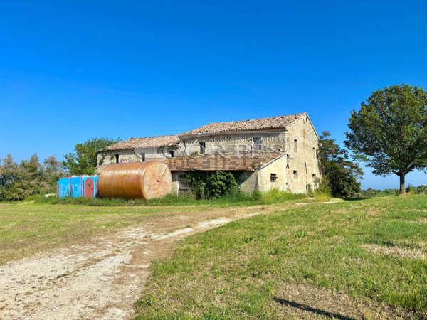 appartamento in vendita a San Costanzo