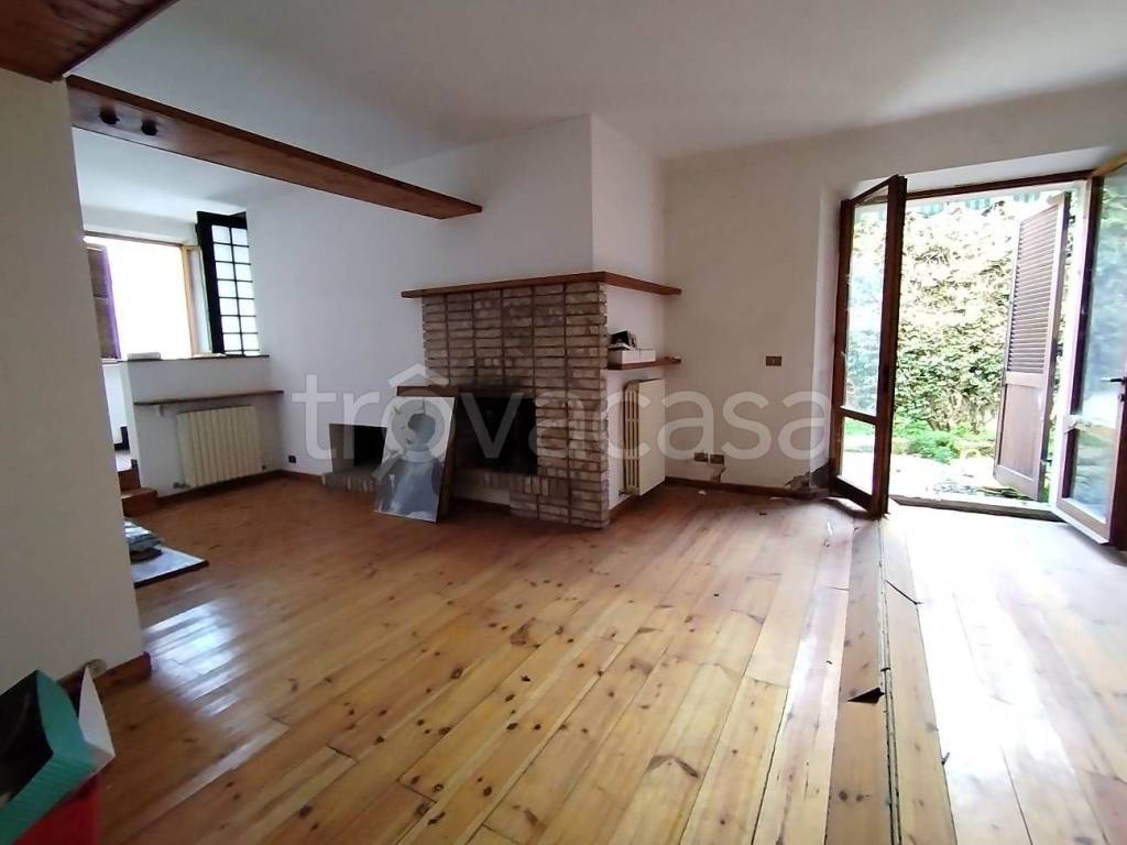 casa indipendente in vendita a San Costanzo
