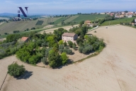 casale in vendita a San Costanzo