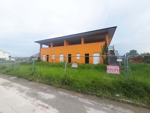 negozio in vendita a San Lorenzo in Campo