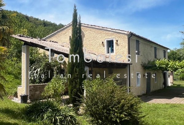 casale in vendita a San Lorenzo in Campo