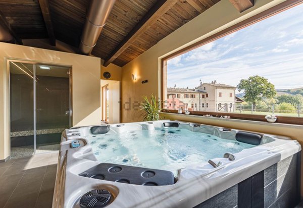 casale in vendita a San Lorenzo in Campo