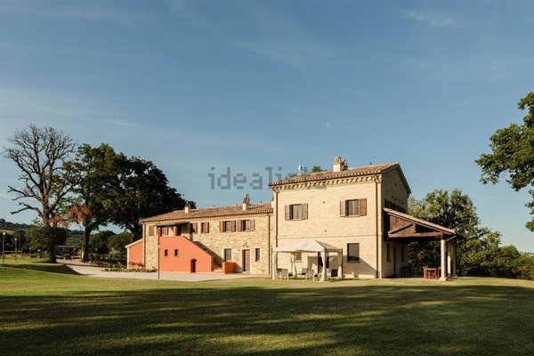 casale in vendita a San Lorenzo in Campo