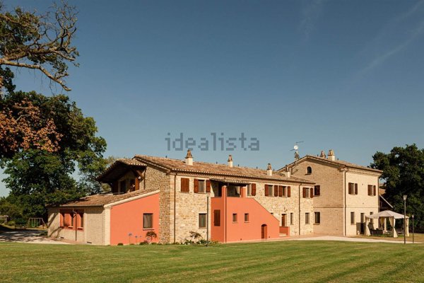 casale in vendita a San Lorenzo in Campo in zona San Vito sul Cesano