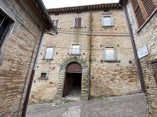 locale di sgombero in vendita a San Lorenzo in Campo