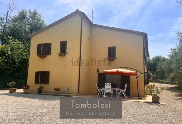 casale in vendita a San Lorenzo in Campo in zona Montalfoglio