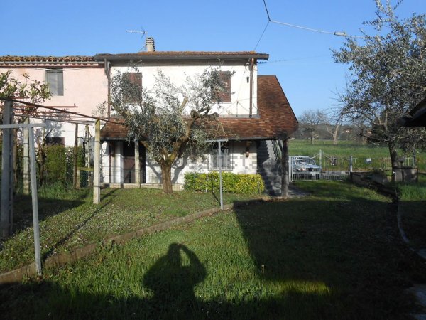 casa indipendente in vendita a San Lorenzo in Campo in zona Montalfoglio
