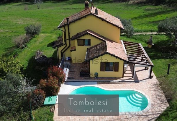 casa indipendente in vendita a San Lorenzo in Campo in zona San Vito sul Cesano