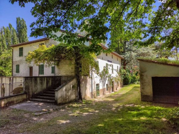 casa indipendente in vendita a Sant'Angelo in Vado