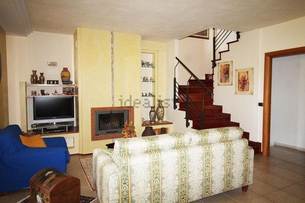 casa indipendente in vendita a Sant'Angelo in Vado