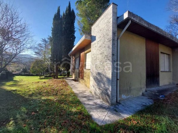 casa indipendente in vendita a Sant'Angelo in Vado