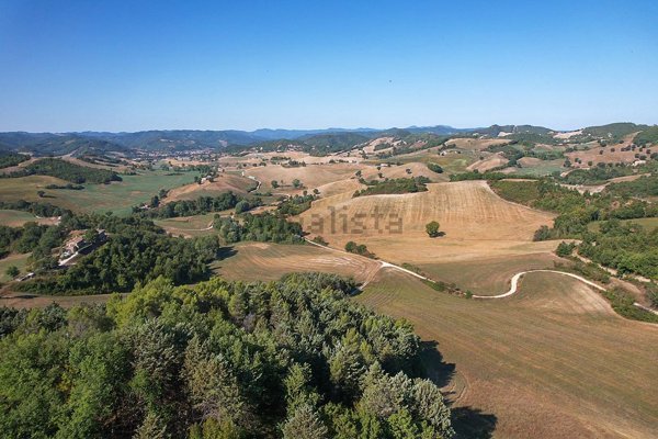 negozio in vendita a Sant'Angelo in Vado