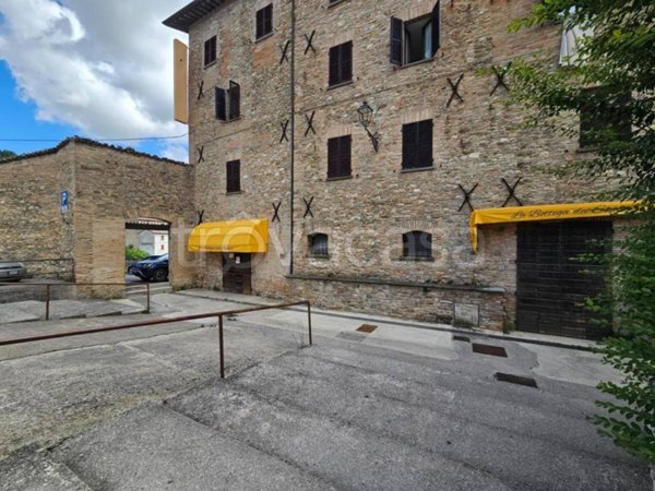 negozio in vendita a Sant'Angelo in Vado