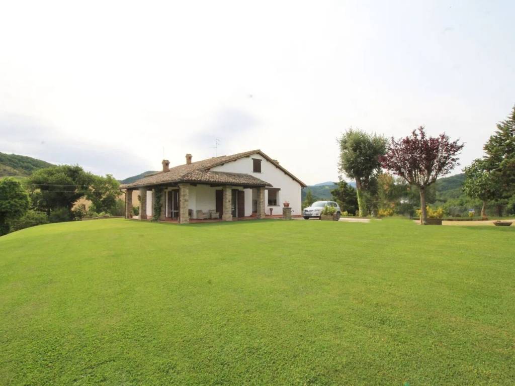 casa indipendente in vendita a Sant'Angelo in Vado