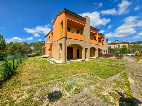 casa indipendente in vendita a Sant'Angelo in Vado