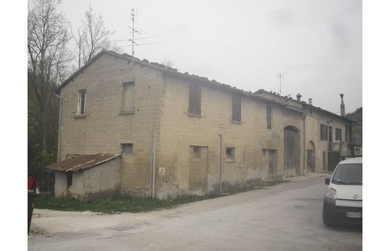 casa indipendente in vendita a Sant'Angelo in Vado