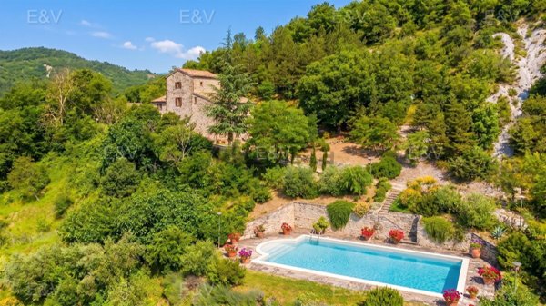 casa indipendente in vendita a Sant'Angelo in Vado
