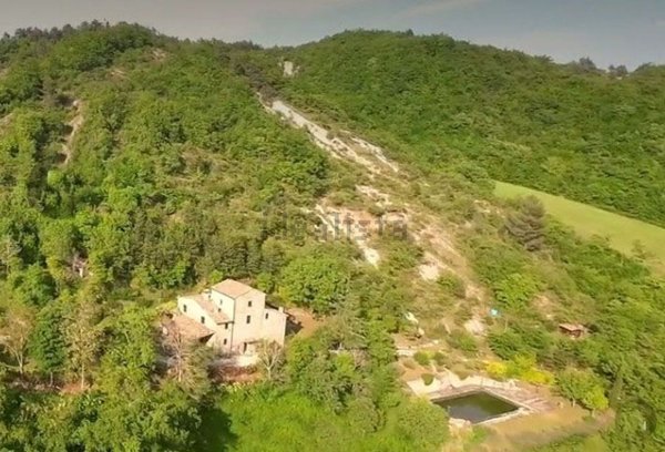 casale in vendita a Sant'Angelo in Vado