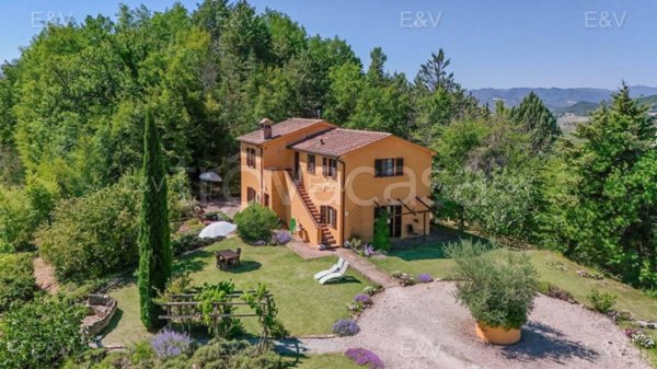 casa indipendente in vendita a Sant'Angelo in Vado