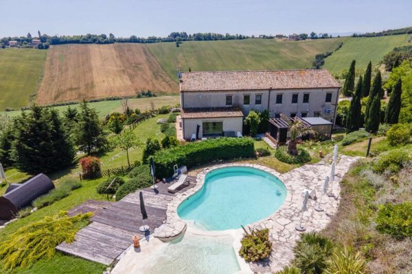 casa indipendente in vendita a Sant'Angelo in Vado