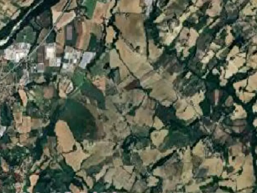 terreno edificabile in vendita a Sant'Ippolito