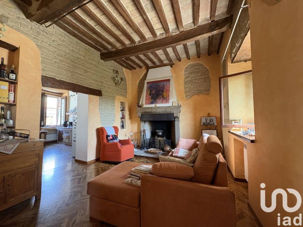 casa indipendente in vendita a Sant'Ippolito