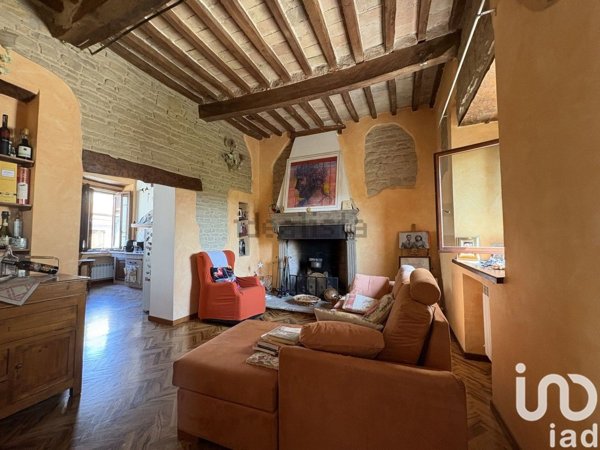 casa indipendente in vendita a Sant'Ippolito