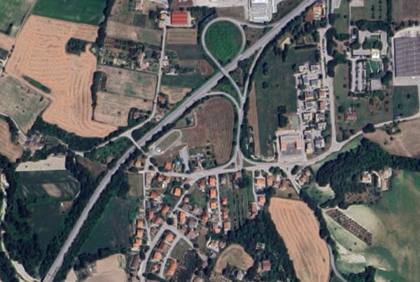 terreno edificabile in vendita a Sant'Ippolito