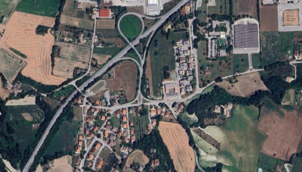 terreno edificabile in vendita a Sant'Ippolito