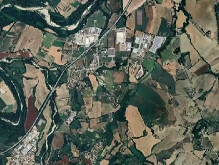 terreno edificabile in vendita a Sant'Ippolito