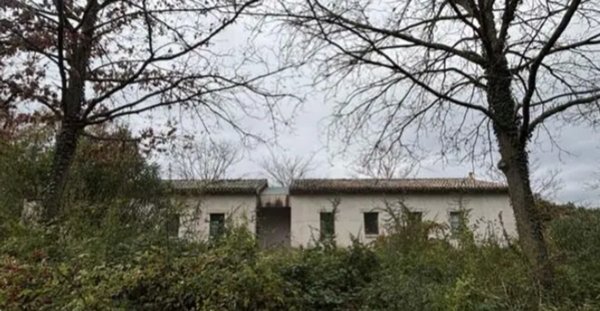 negozio in vendita a Sant'Ippolito