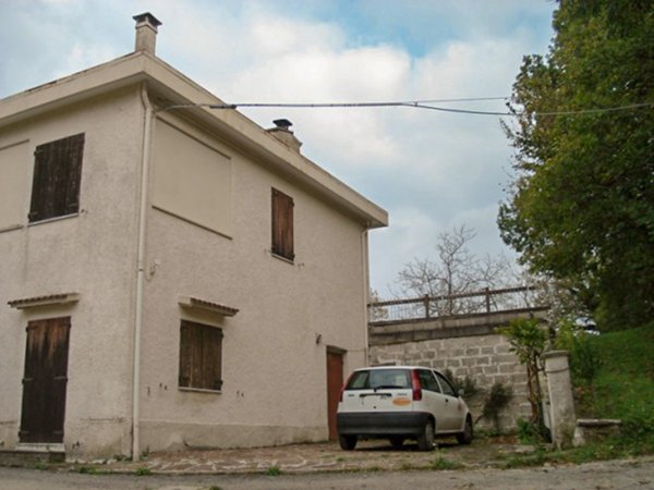 appartamento in vendita a Serra Sant'Abbondio