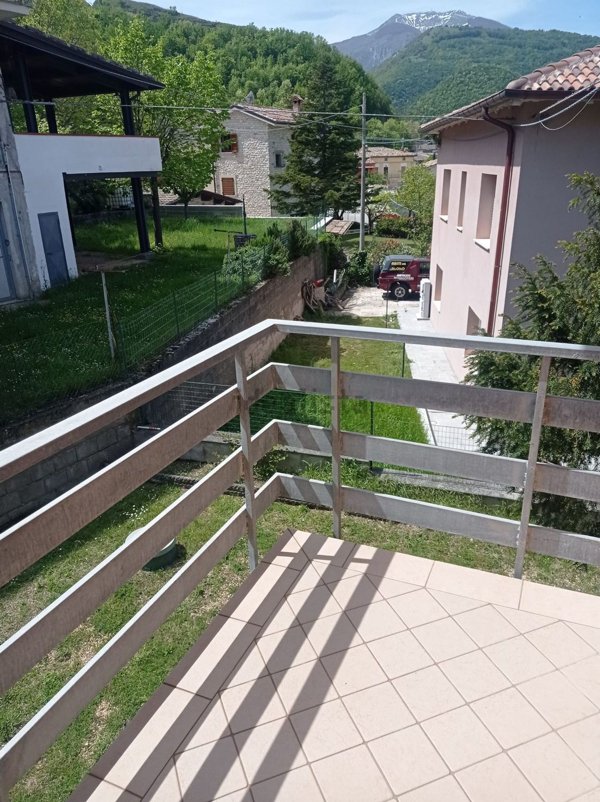 appartamento in vendita a Serra Sant'Abbondio in zona Leccia