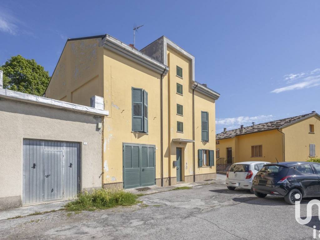 appartamento in vendita a Serra Sant'Abbondio