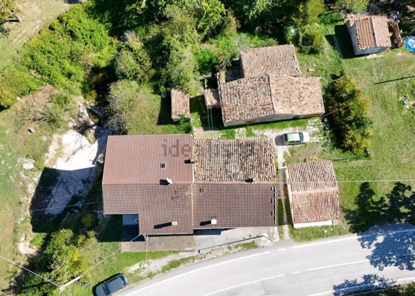 appartamento in vendita a Serra Sant'Abbondio