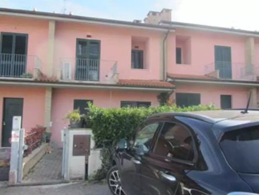casa indipendente in vendita a Serra Sant'Abbondio in zona Villa