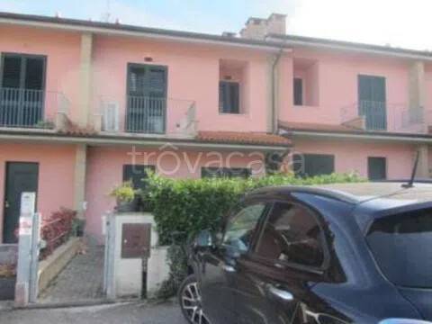 casa indipendente in vendita a Serra Sant'Abbondio