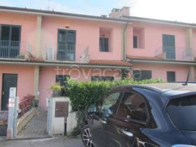 casa indipendente in vendita a Serra Sant'Abbondio