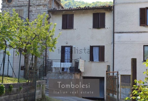 appartamento in vendita a Serra Sant'Abbondio in zona Petrara