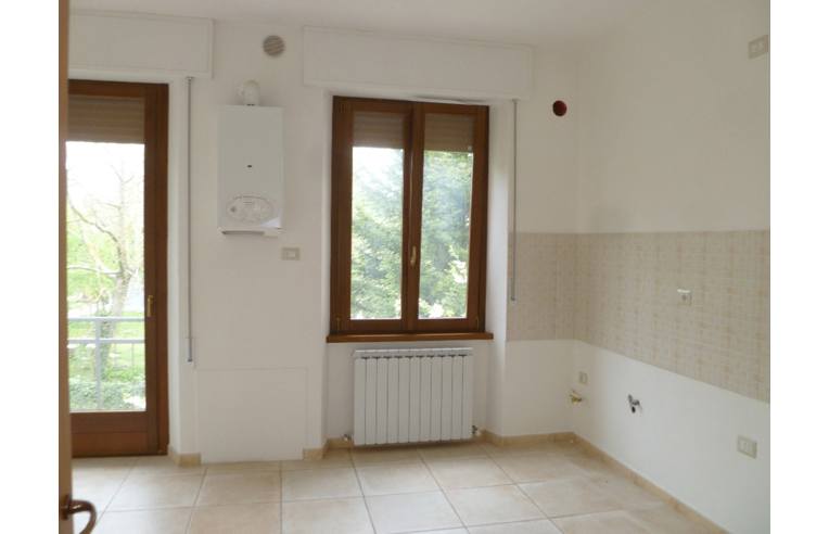 appartamento in vendita a Serra Sant'Abbondio