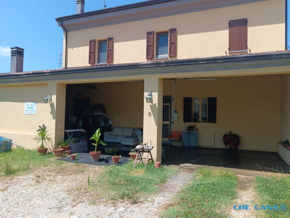 casa indipendente in vendita a Tavoleto in zona Casinella