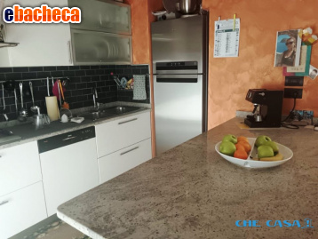 casa indipendente in vendita a Tavoleto