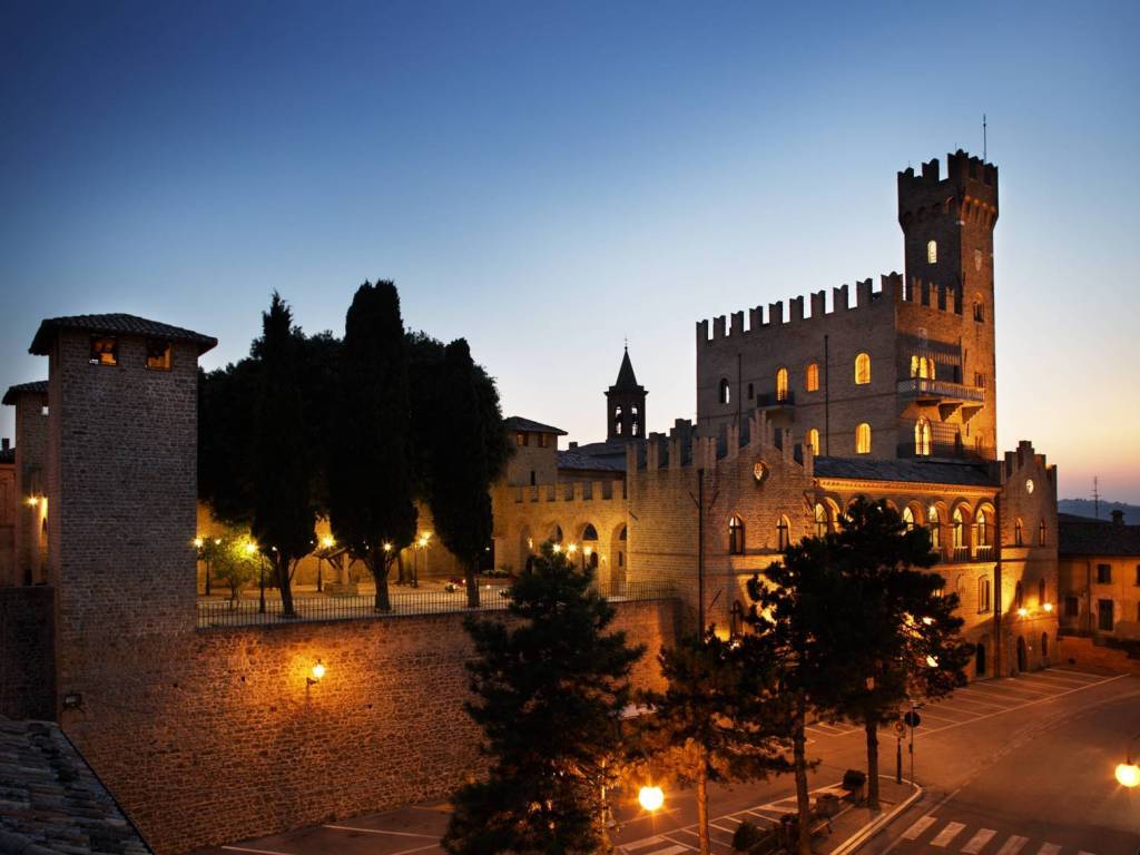 intera palazzina in vendita a Tavoleto